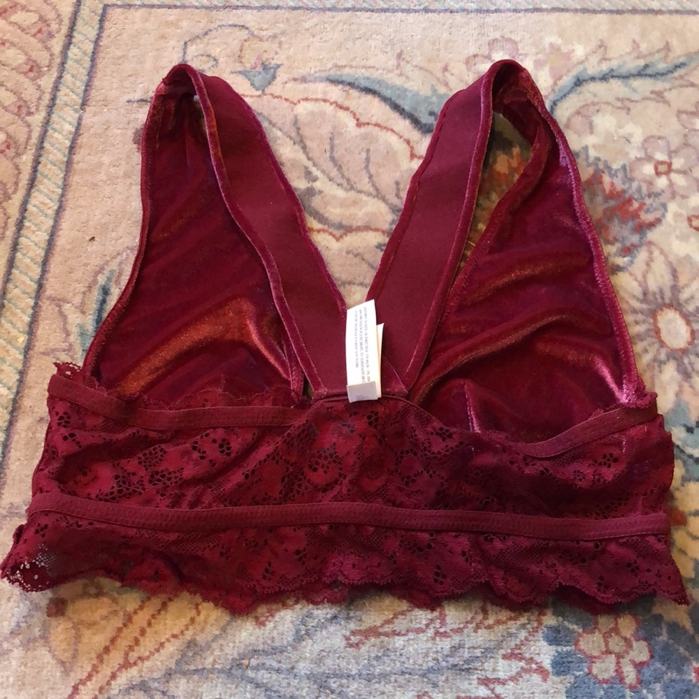 Auden Women’s Red Velvet Plunge Bralette Size Small - Picture 3 of 16